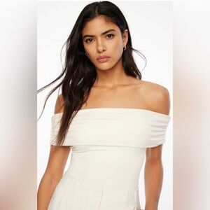 Dynamite Off-Shoulder White Top